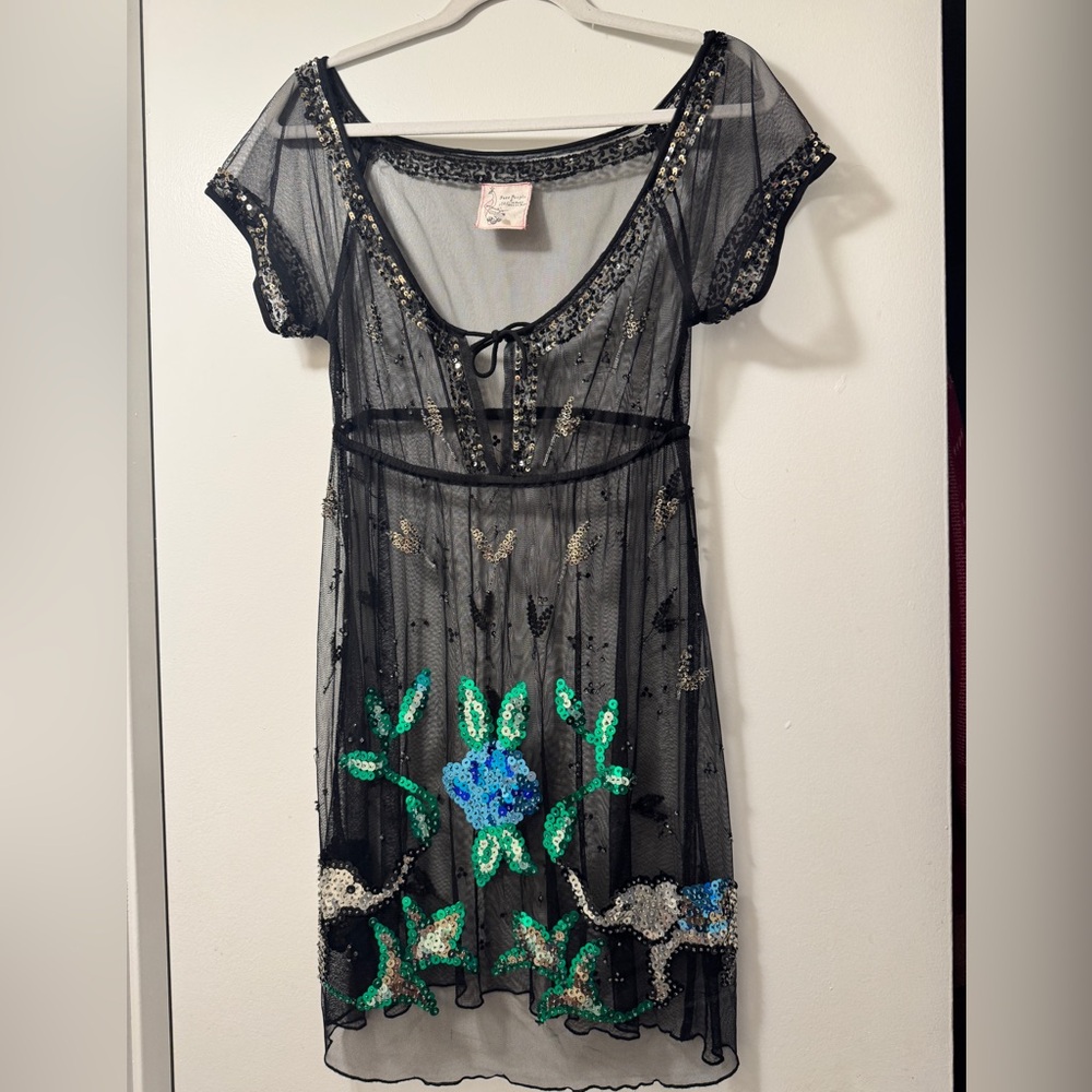 RARE Vintage Free People Elephant Sequin Mesh Mini Dress ✨